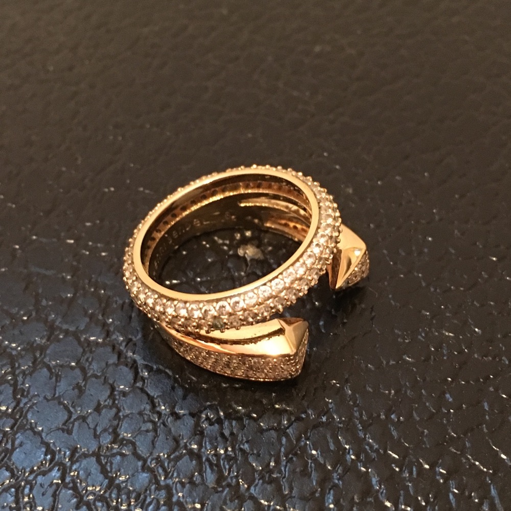 Henri Bendel statement ring